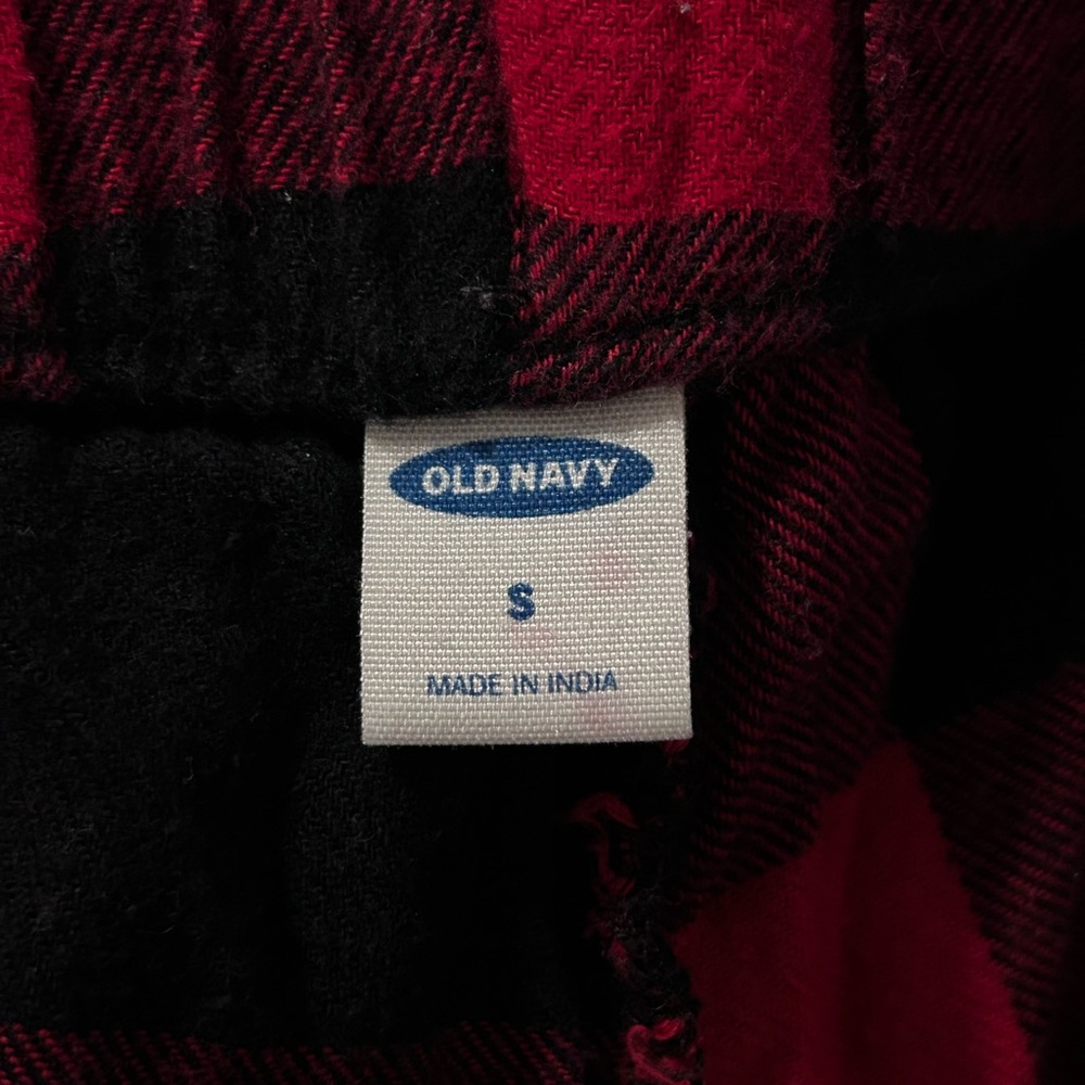 Old Navy Red and Black Plaid PJ Shorts - Picture 3 of 3